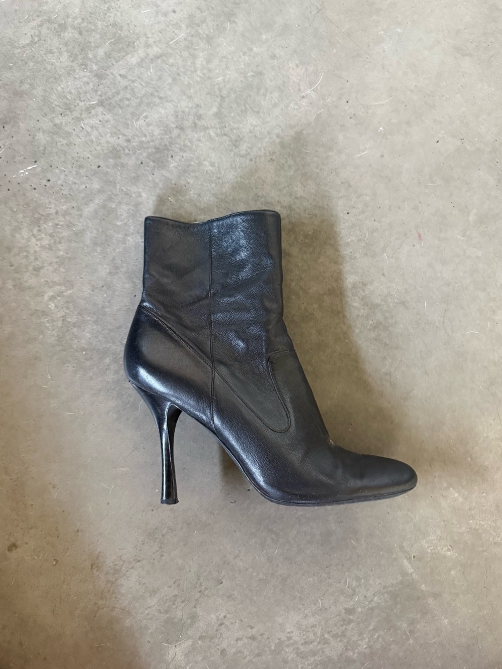 Calvin Klein Vintage Black Leather High-Heel Ankle Boots